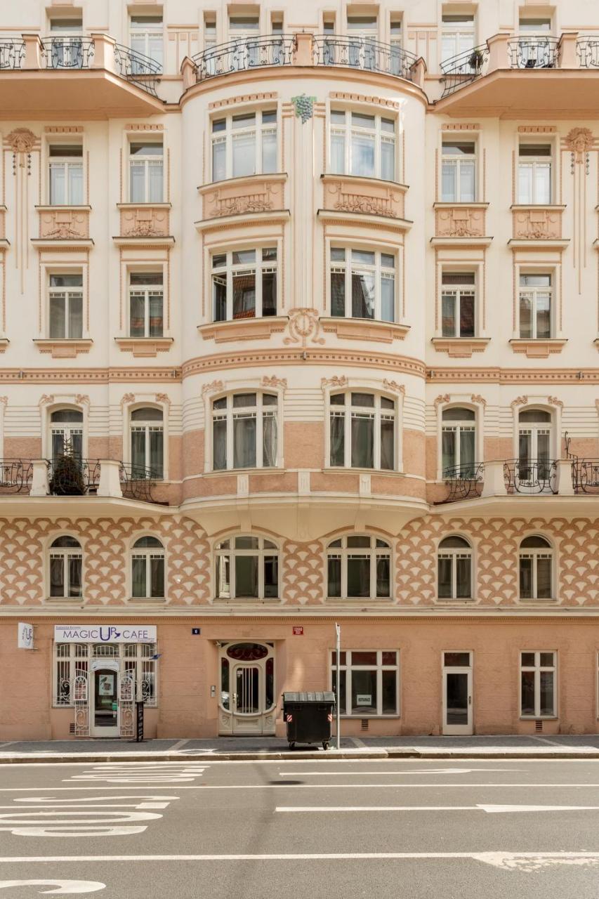 Prague Days - Sunny Riverside Apartments With Terraces Exteriér fotografie